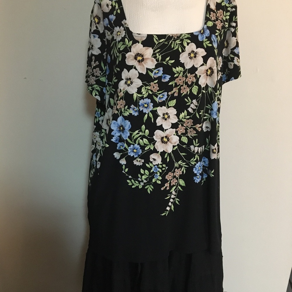 Susan Graver Liquid Knit Square Neck with Cap Sleeves.